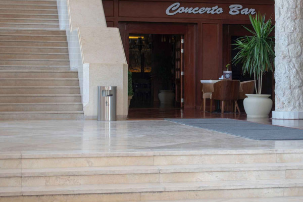 Pulidos de Escaleras · Pulidores · Pulidos y Abrillantados de Suelos Porzuna